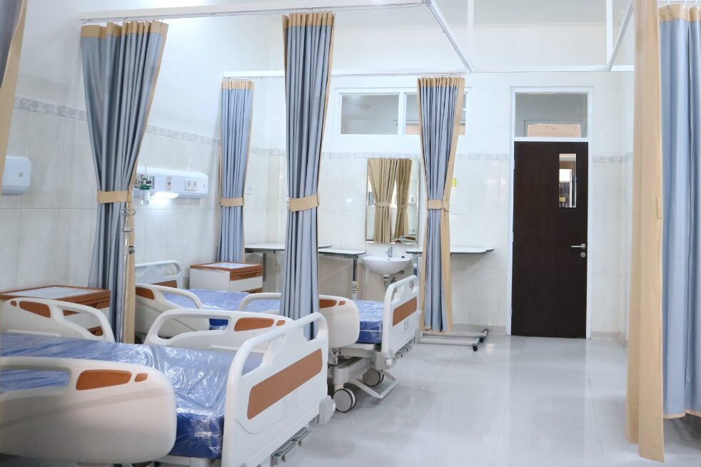 Indoor air quality monitoring in hospitals